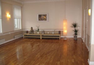 Er yoga studio eller yogaskole riktig for deg
