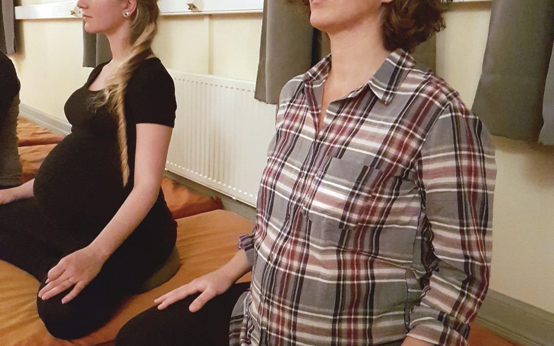 7 grunner til å prøve gravid yoga i Oslo