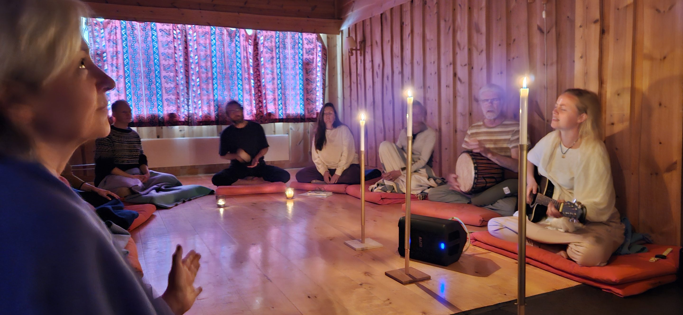 Eksklusiv yogaretreat på Venabygdsfjellet nivå 3, fre kl 15-søn kl 15 – fra 08.-10. mai 2026. Lærere Amrit & Moksha - Bilde 9