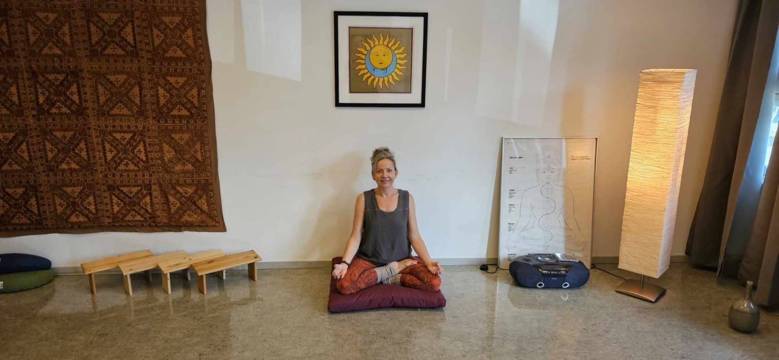 yogautstyr og meditasjonskrakk